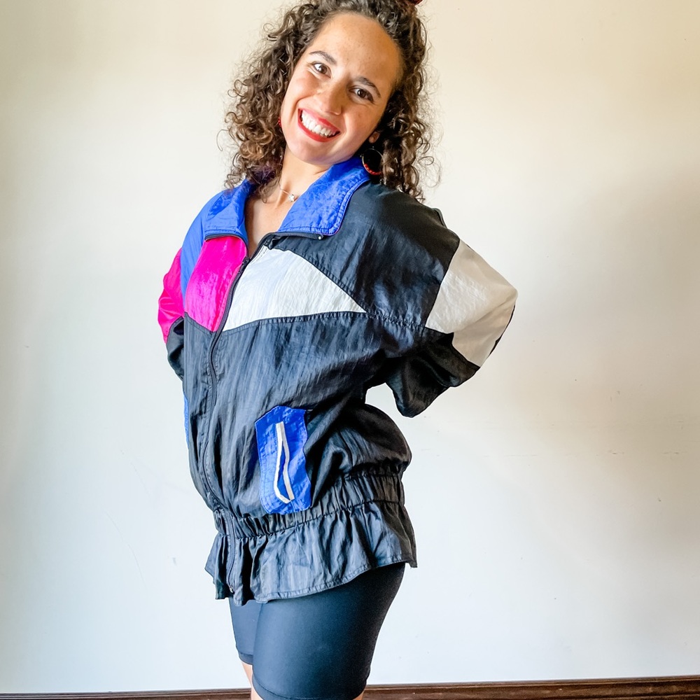 Retro Windbreaker - Picture 6 of 12